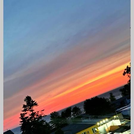 Green Apartment Promenada Gwiazd- Widok Na Morze. ミエンジズドロイェ エクステリア 写真